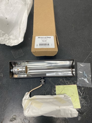 #ad House of Troy T9 71 Antique Brass Picture Light Title 20 Compliant $81.99