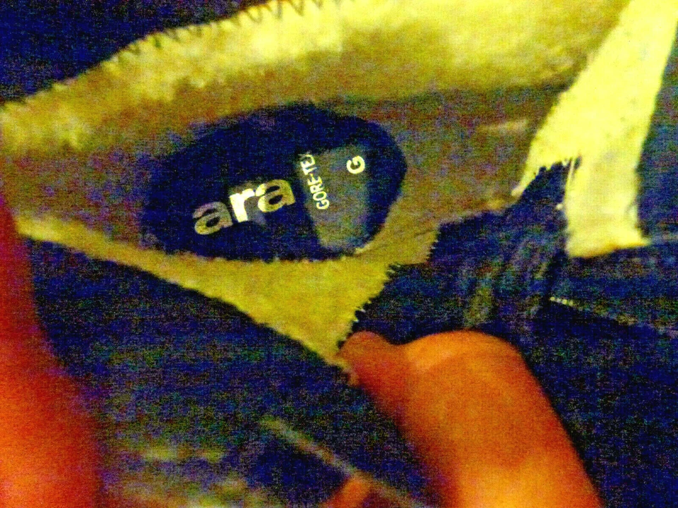 Botas cortas para mujer Ara Gore-Tex forradas. talla 7,5M Foto 4 de 4