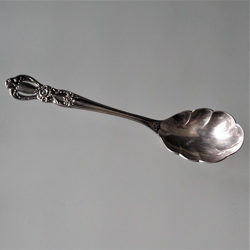 1847 Rogers Bros GRAND HERITAGE International Silverplate 1968 Sugar Spoon - Picture 2 of 9
