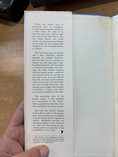1966 BERISFORDS THE RIBBON PEOPLE STORY OF A FAMILY BUSINESS HARDBACK BOOK (P4) - Imagen 4 de 19