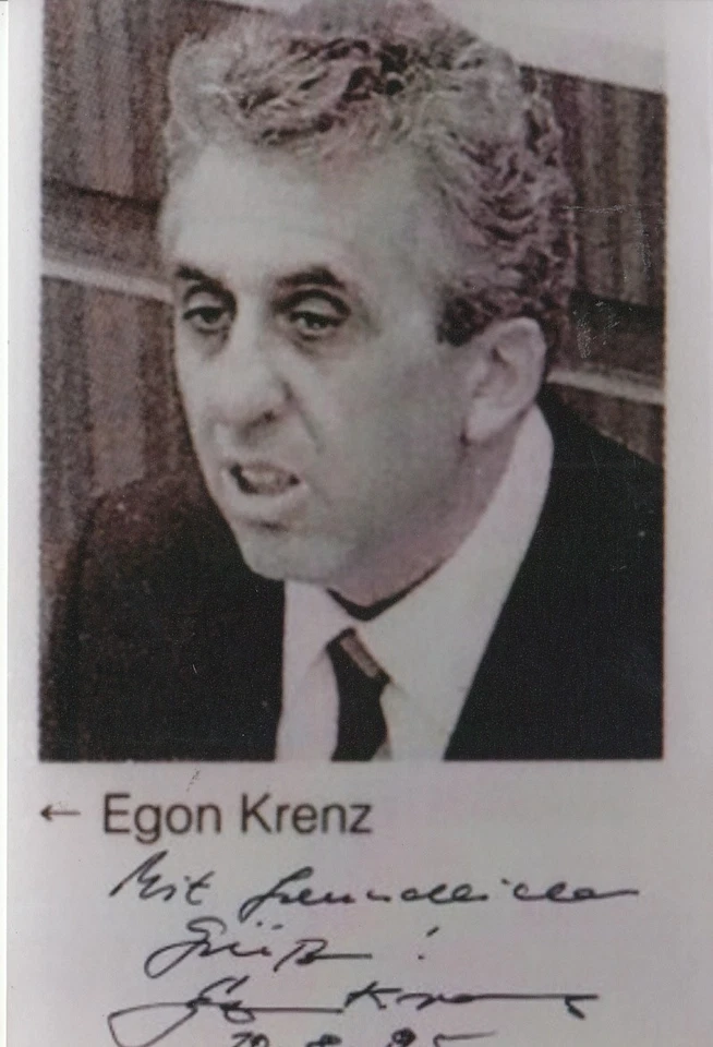 Egon Krenz  +Autogramm++ ++DDR Politiker++ - Bild 1 von 1