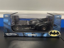 2004 Hot Wheels Batmobile Collection 1:18 Scale Micheal Keaton NEW OPEN BOX