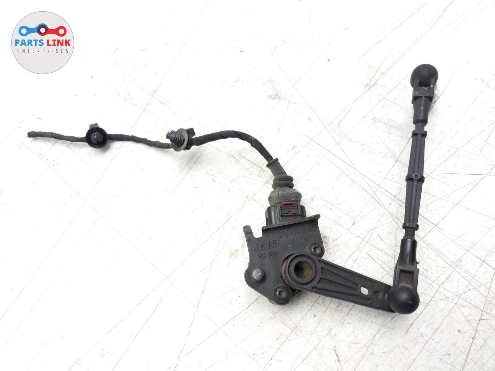 2016-20 BENTLEY BENTAYGA REAR RIGHT SUSPENSION SENSOR AIR RIDE LEVEL HEIGHT PLUG