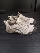 Hi-Tec Auckland Women’s Waterproof Hiking Shoes Size 7.5