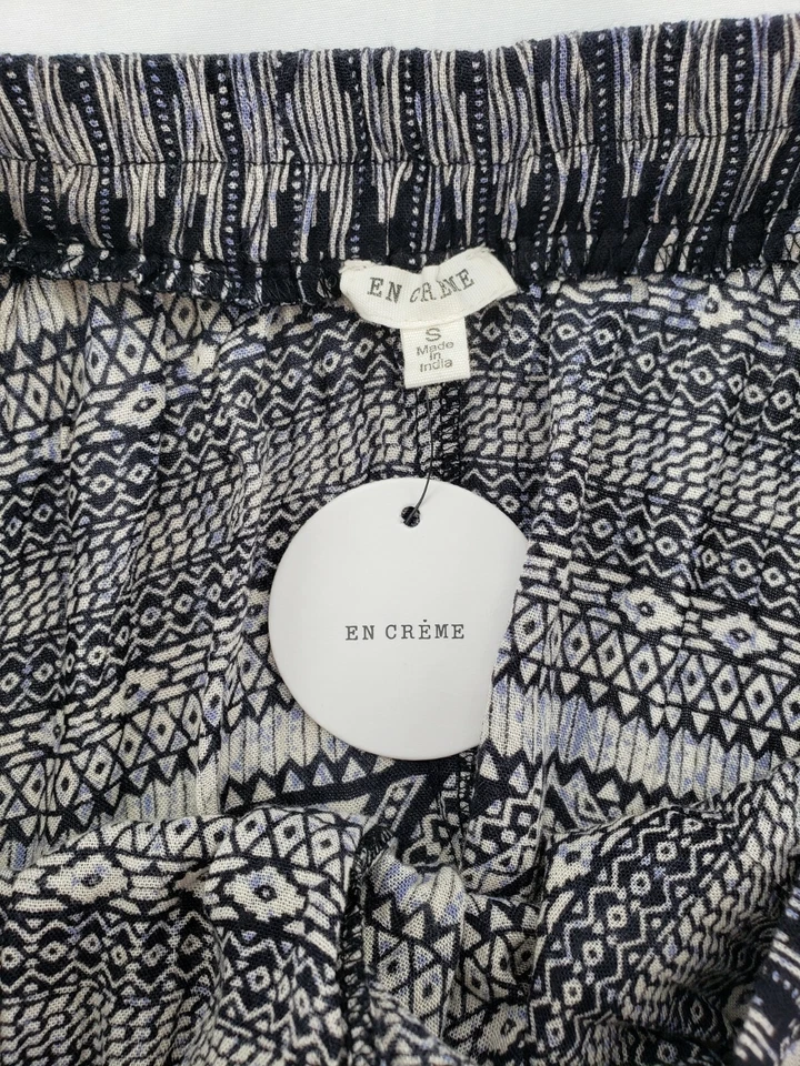 Pantalones Cortos Para Mujer Talla S Negros Geométricos Tribales Aztecas Fluidos NUEVOS NUEVOS CON ETIQUETAS Foto 2 de 4
