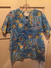 Scrub Marine Life Ocean Dolphins Turtles Colorful Fish Coral Size Medium