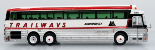 1969 Eagle Model 05 Coach: Adirondack Trailways 1:87 (HO) Diecast Model Bus - Picture 3 of 6