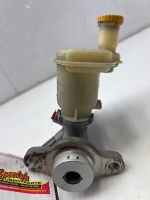 2002 - 2006 Nissan Altima Brake Master Cylinder w/o ABS ONLY 2002 - 2006 Nissan Altima Brake Master Cylinder w/o ABS ONLY