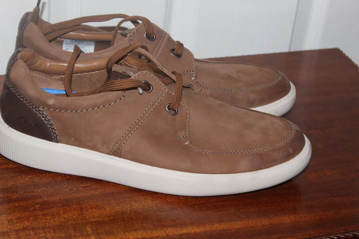 Clarks best sale supportive shoes