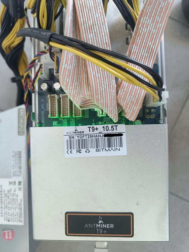 Bitmain AntMiner T9+ 10.5TH/s SHA-256 con Alimentatore Originale Bitcoin ASIC - Immagine 2 di 4