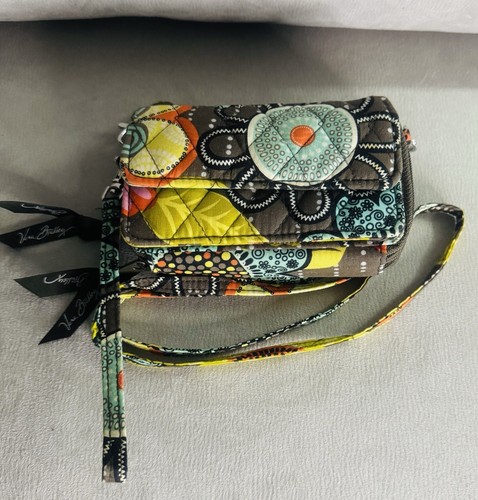 Vera Bradley Zipper Wallet Mini Purse ID Credit Cards Holder