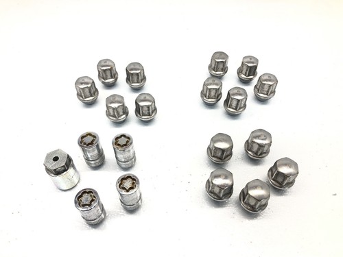 2016-2020 CADILLAC CT6 RWD WHEEL LUG NUT W/ SECRET LUG NUT & KEY OEM - Picture 2 of 5