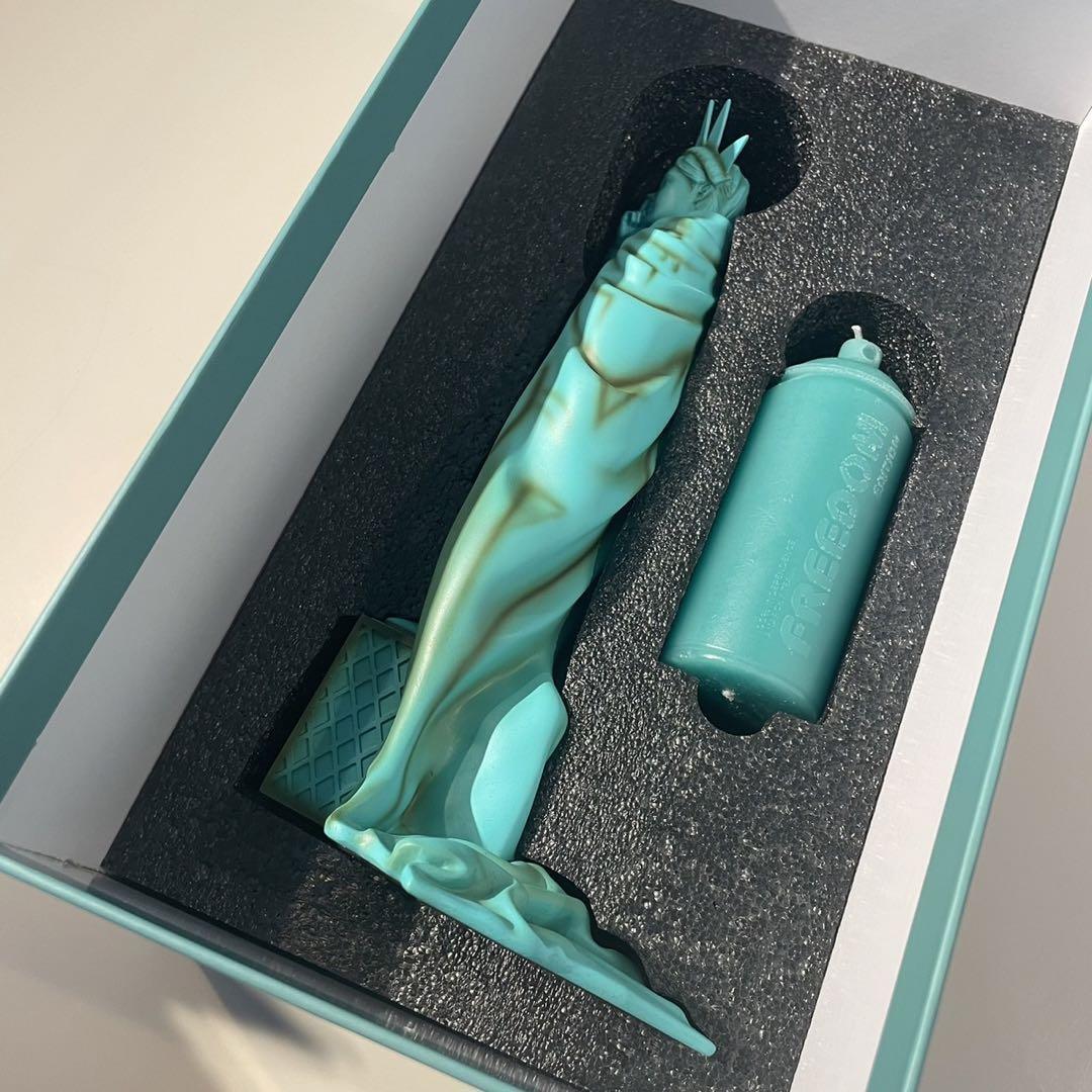 Mighty Jaxx Banksy Liberty Girl | eBay Mighty Jaxx Banksy Liberty Girl | eBay