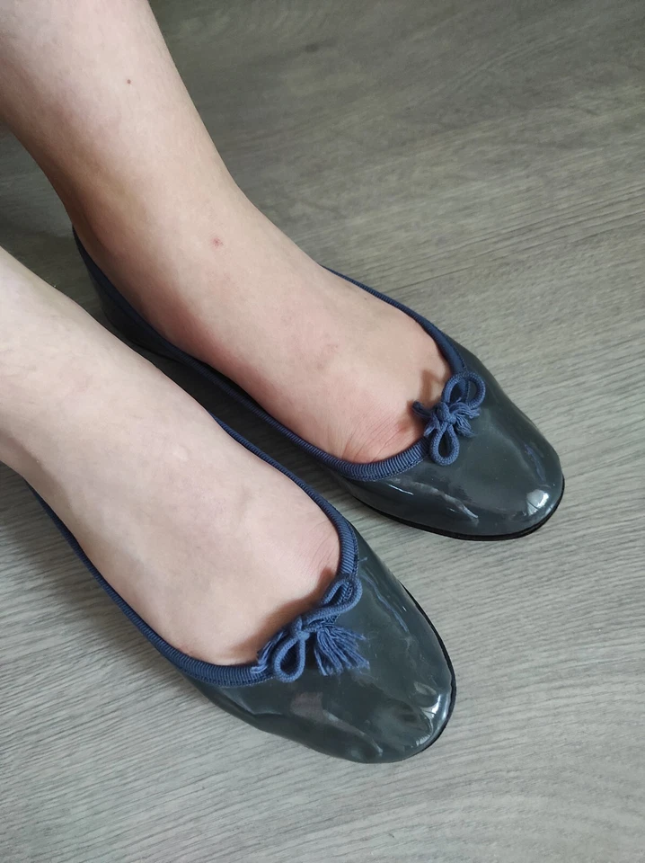REPETTO - BALLERINES Portées  - Cuir Vernis Bleu Marine - P37 - Photo 4/4