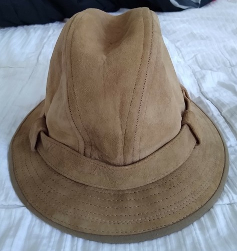 Suede Bucket Hat 6 7/8 Beige leather 