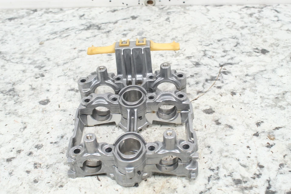 Soportes de árbol de levas Ski-Doo Grand Touring 600 Sport Ace 2018 420911035 Foto 2 de 4