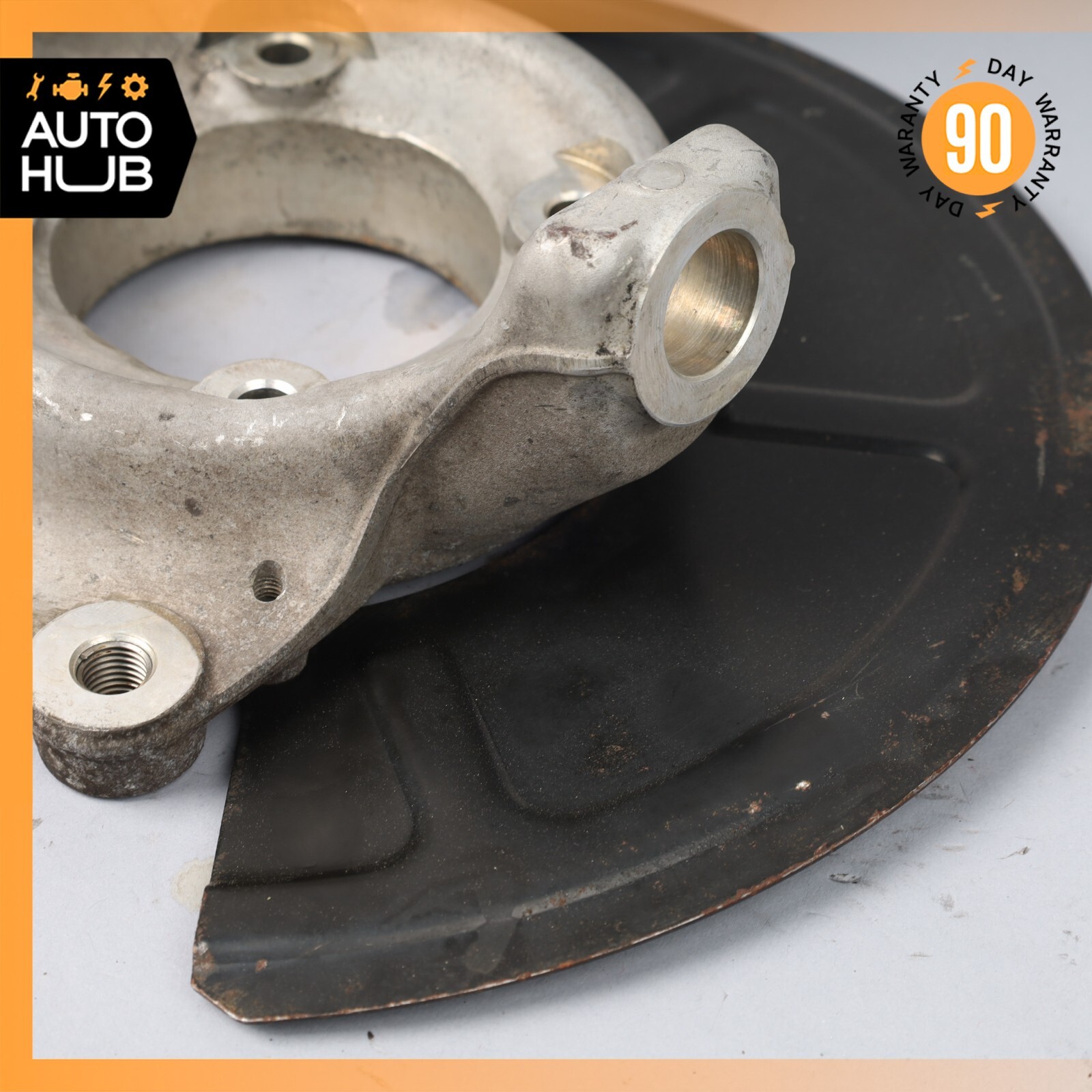 02-04 Maserati Spyder 4200 Front Left Driver Side Spindle Knuckle OEM