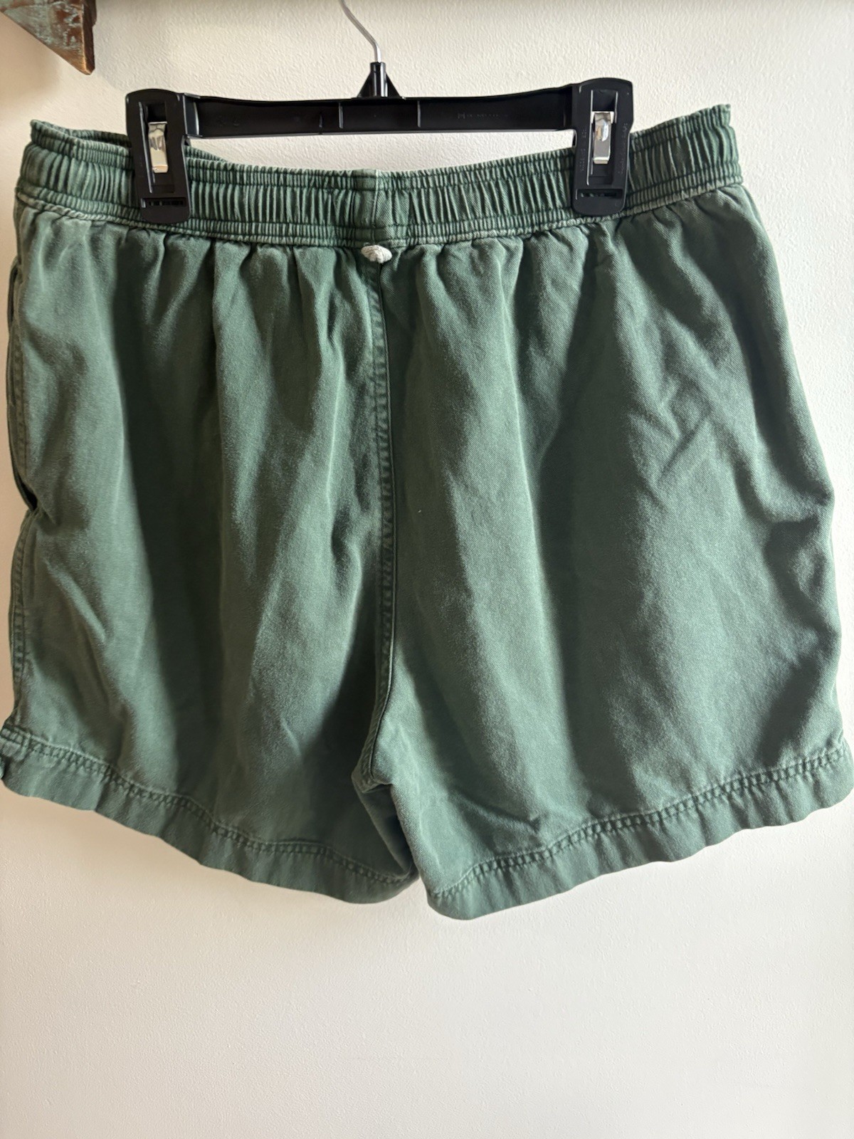 GAP Athletic Classic Cotton Drawstring Shorts Arm… - image 5