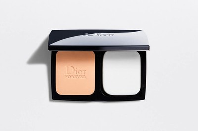 DIOR (CHRISTIAN DIOR) | FOREVER EXTREME CONTROL | GEPRESSTES PULVER | 012 PORZELLAN