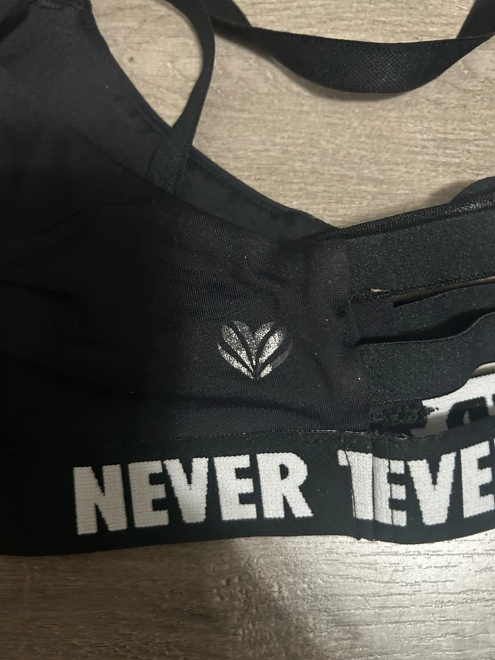 Sujetador deportivo para mujer Forever 21 - talla desconocida (xs-s) Foto 2 de 3