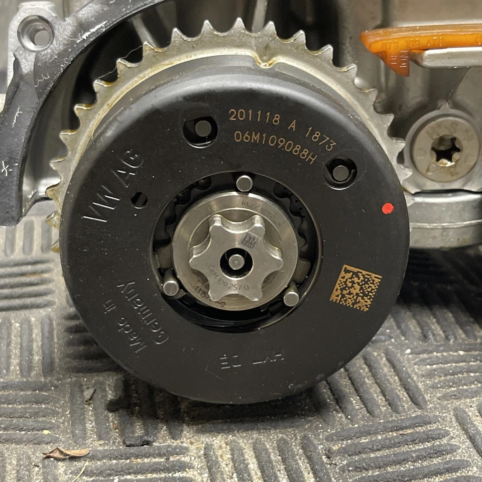 Cilindro de culata carcasa árbol de levas derecho OEM 2018-2020 AUDI SQ5 S4 S5 Foto 4 de 4