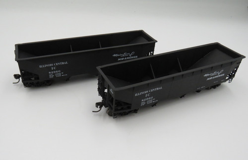 Accurail 7517 – 2 Carri hopper tripli Illinois Central AAR – Stessa scatola | Zustand: Usato