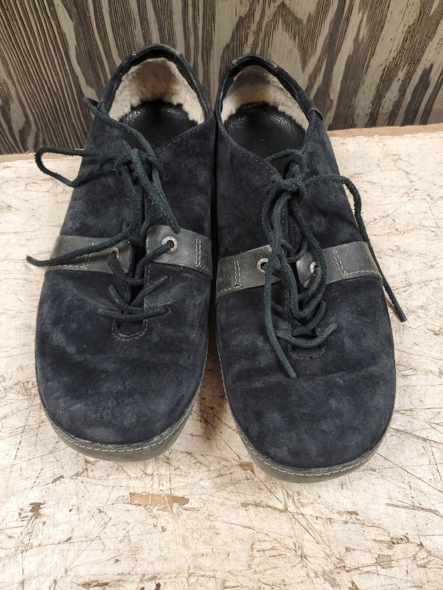 UGG Australia Men display picture 1
