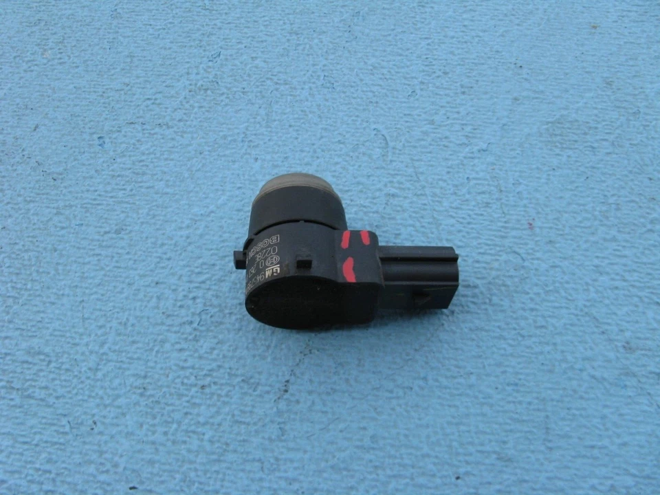 14 15 16 凯迪拉克 ELR 前置泵 (1) 盲点警报传感器 GM 94579916 #3 — 第 2/4 张图片