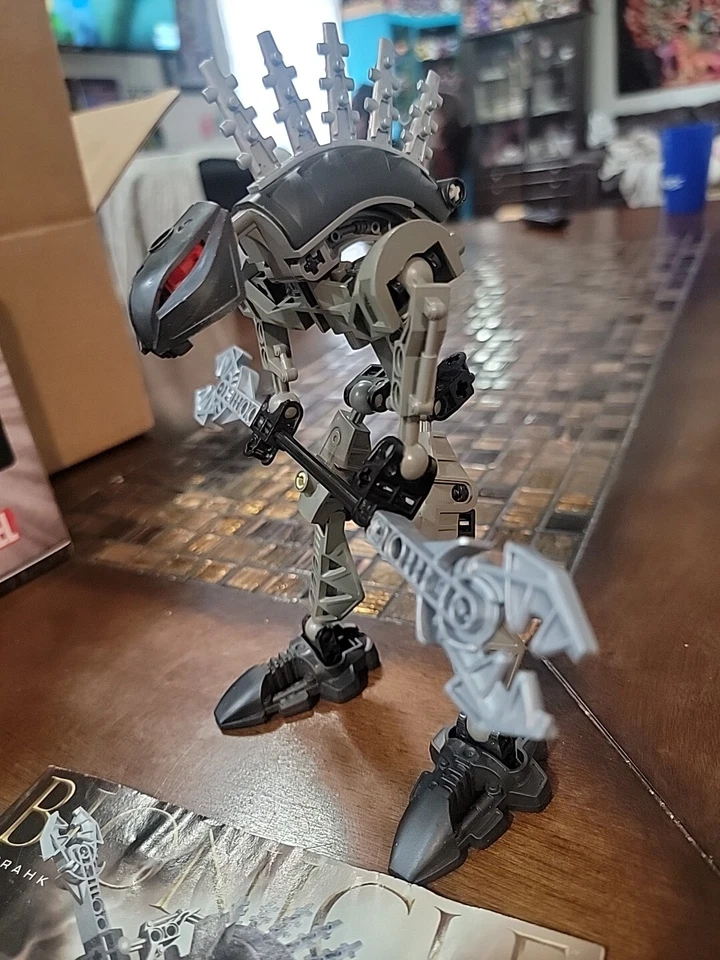 Boneco Vintage LEGO Bionicle Preto Rahkshi VORAHK 8591 Manual Sem Kraata Ver Desc - Imagem 2 de 4