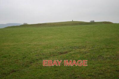 FOTO TWYN-Y-GAER EISENZEIT HÜGEL FORT TWYN-Y-GAER EISENZEIT HÜGEL FORT MIT TRIG P