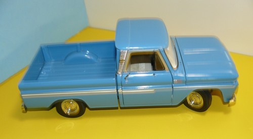 1/18 blue 1965 Chevy truck , no box , missing 1 wiper , and both mirrors , - Picture 4 of 8