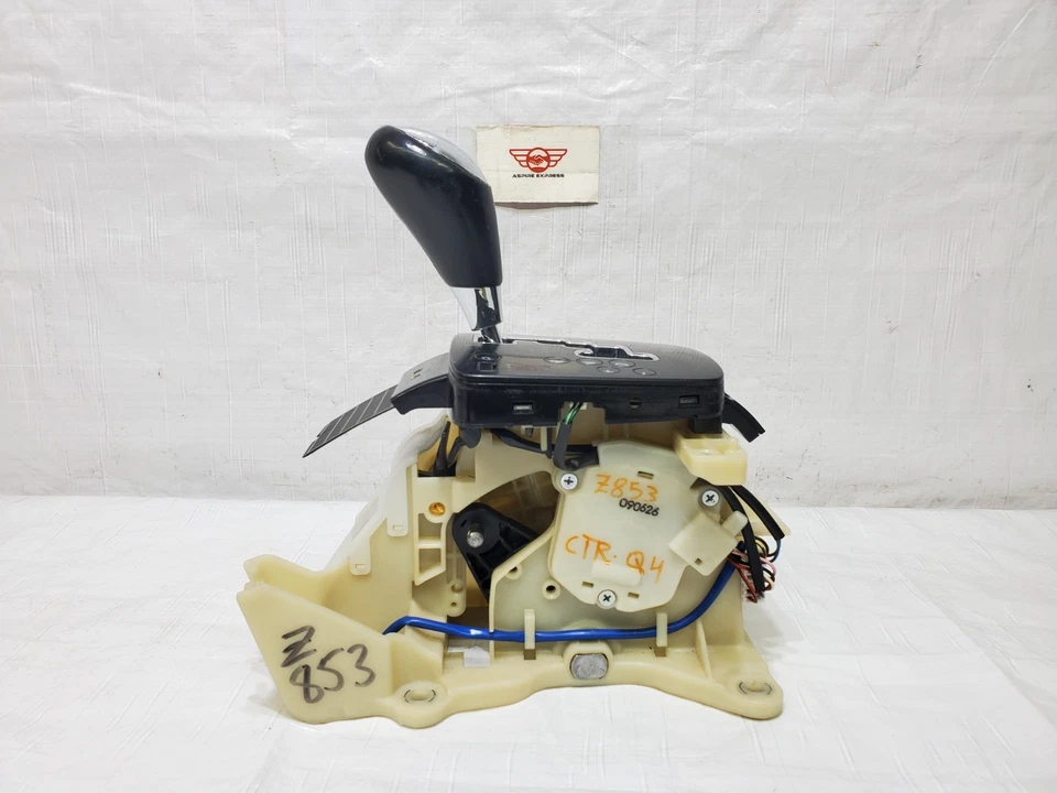 Hyundai Genesis 2010-2012 cupé transmisión automática selector de palanca de cambios OEM Foto 4 de 4