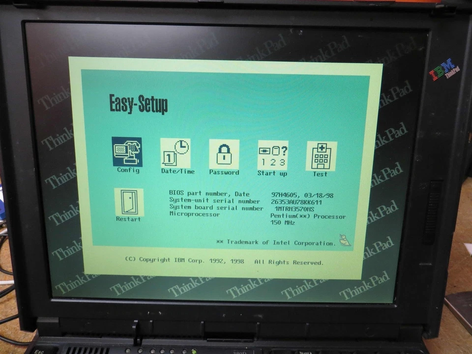 Portátil retro IBM ThinkPad 380D Intel Pentium 150 MHz 8 MB 1 GB HD MALA pantalla COMO ESTÁ Foto 2 de 4