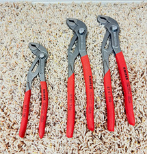 Knipex Cobra Water Pump Pliers 3pc Set 250mm 250mm 180mm Brand New Knipex Cobra Water Pump Pliers 3pc Set 250mm 250mm 180mm Brand New