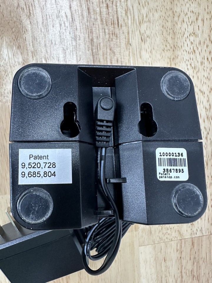 PetStop EcoLite Diagnostic and Charging Cradle Dog Fence Receiver