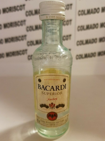 RON BACARDI 5cl 40% BAHAMAS  miniatura mignonette minibottle plastic  CH - I imp