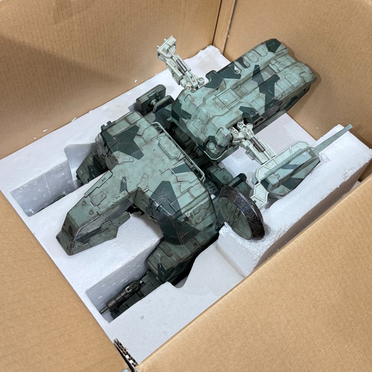 Metal Gear Rex from Metal Gear Solid 1/48 Figure Statue ThreeA