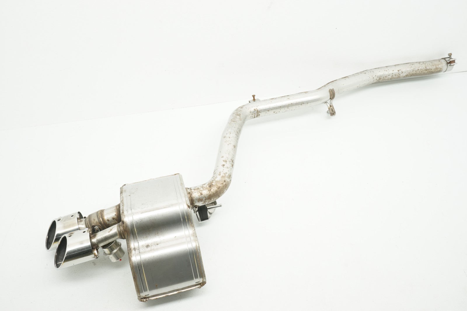 2014-2019 MASERATI GHIBLI 3.0L OEM REAR LEFT SIDE EXHAUST MUFFLER W/ PIPE 28K
