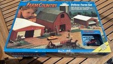 1990 Ertl Farm Country Deluxe Farm Set #4243 ...