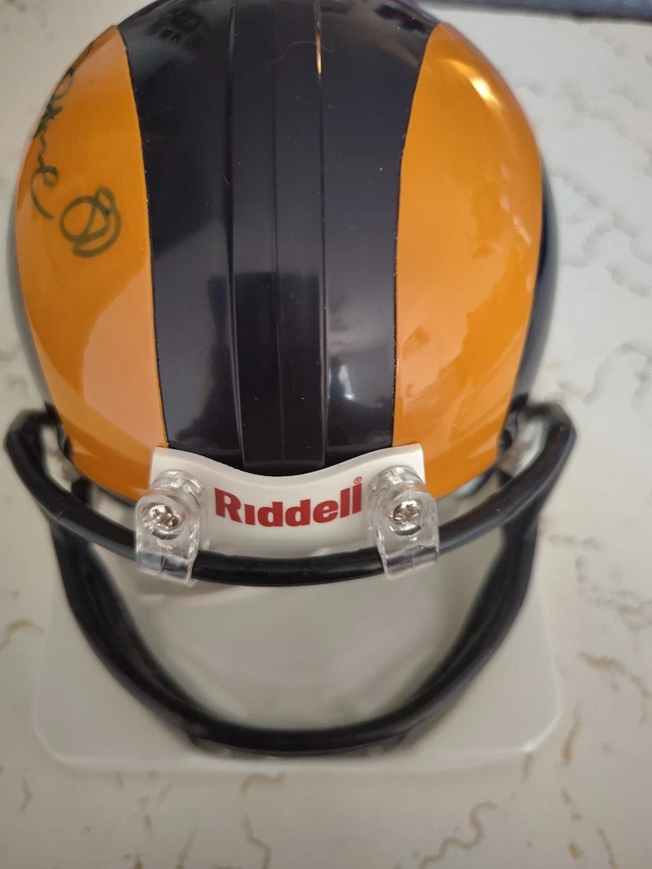 Isaac Bruce Autographed TB St. Louis Rams(1981-1999) Mini Helmet. - Image 2 of 3