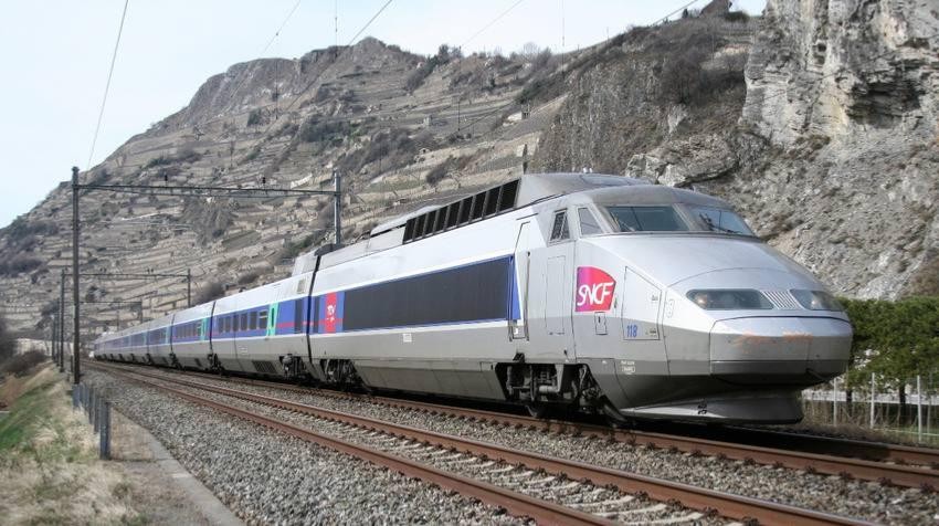 Décodeur Esu S0201 Loksound V5 pour éliminer les saccades de votre TGV