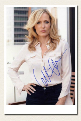 Gillian Anderson / Dana Scully aus Akte X - The X Files - Autogrammfoto [A03] 