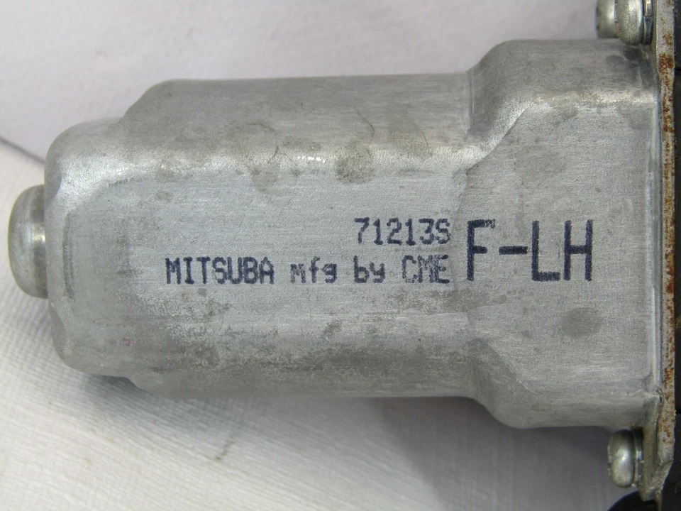 2005-2009 Subaru Outback Front Left Driver Power Door Window Motor 61188AG01A OE Foto 2 de 4