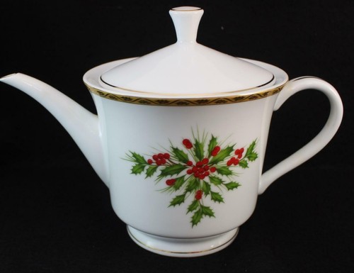 Gorham China FESTIVE HOLLY Five Piece Coffee Service Set MINT CONDITION In Box - Picture 2 of 10