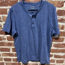 UNTUCKit Shirt Mens L Large Twilight Blue Jerico Henley Ultrasoft Short Sleeve