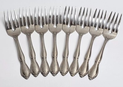 8 Oneida Deluxe Stainless Silver Strathmore Flatware Salad Forks 6 '' Inch Used