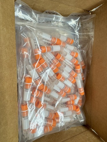 CASE OF 250 Corning 431386 Sterile 2mL Cryogenic Vial with Round Self-Standing - Picture 3 of 4