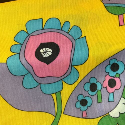 Vintage 1960s 70FLOWER POWER Mod Polyester Fabric Psychedelic Flowers 4yds x60”
