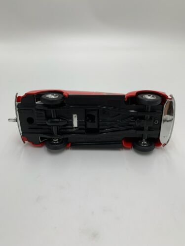 ERTL Collectible Budweiser Anheuser-Busch 1951 Delivery Van Die Cast Metal Bank - Picture 6 of 7
