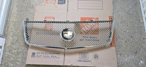2002-2006 Cadillac Escalade E&G Classic Front Hood Chrome Grill |W2486 - Picture 3 of 23